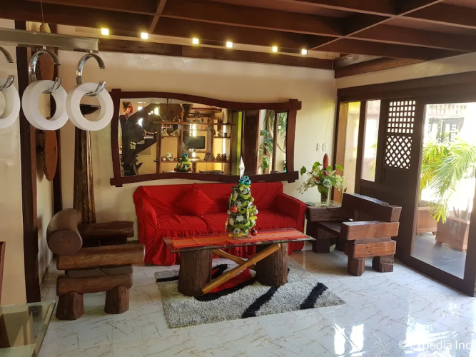 GAP Plaza Hotel