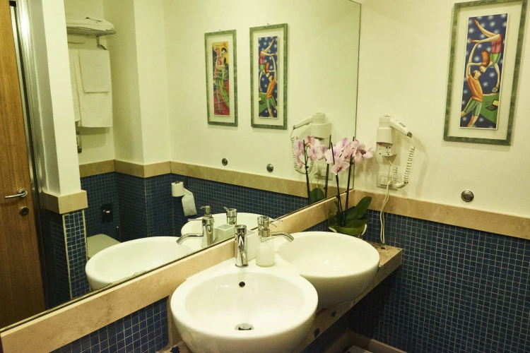 Domus Cavour Guest house