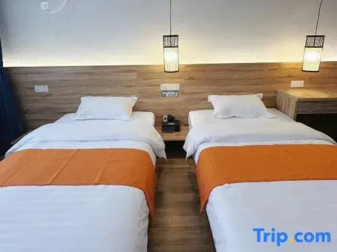 Deluxe Family Suite