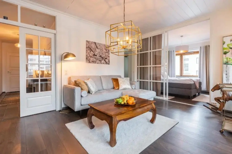 3 Bedrooms Apartment