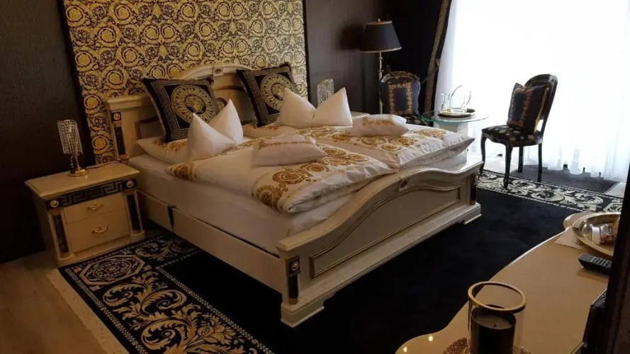 Deluxe Double Studio