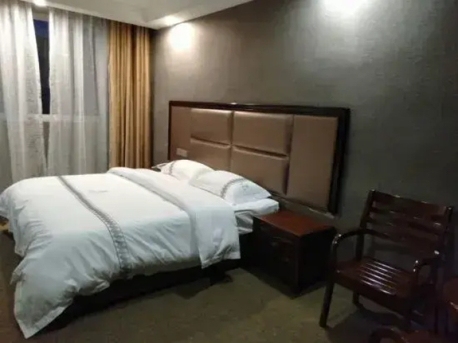 Yulonggu Hotel