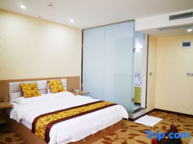 Premier room