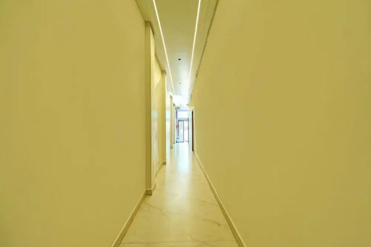 Fabhotel Bharti Palace