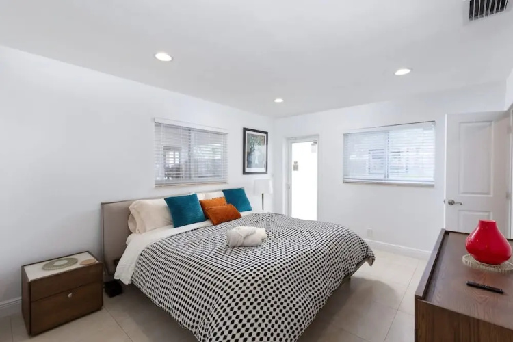 Welcome To Your Fort Lauderdale Retreat 2bed 2bath - Fort Lauderdale
