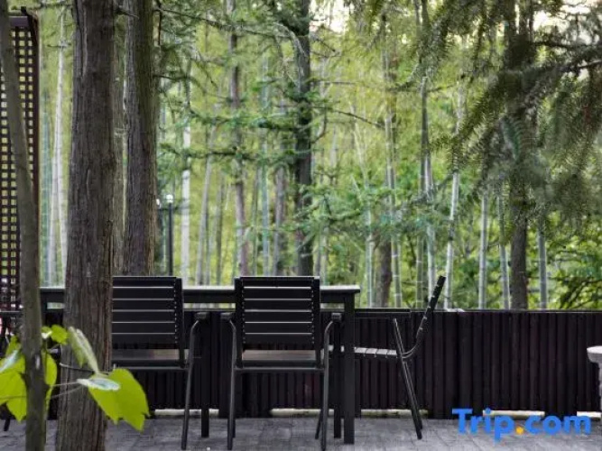 Yichenli Guesthouse