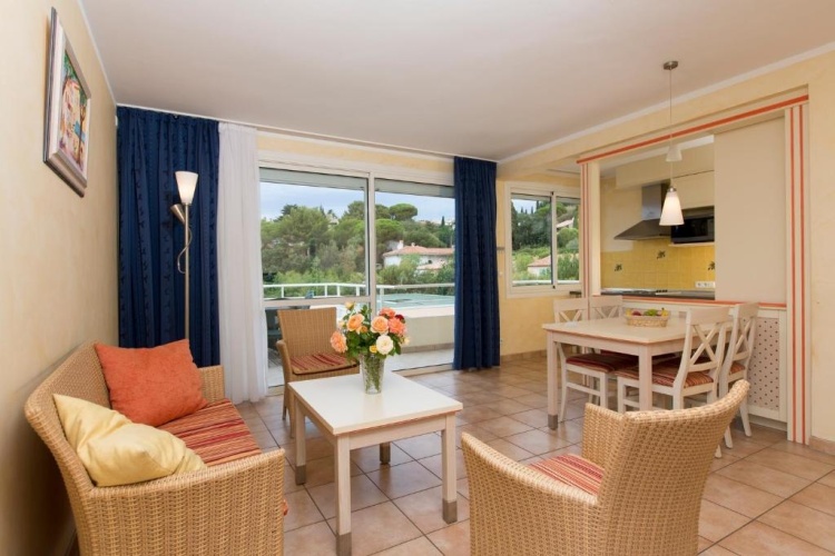 2 Bedrooms Standard Apartment