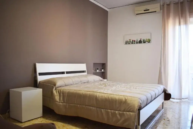 3 Bedrooms Apartment