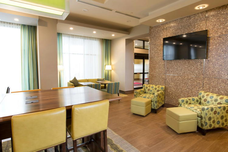 Hampton Inn by Hilton Lloydminster photo 25