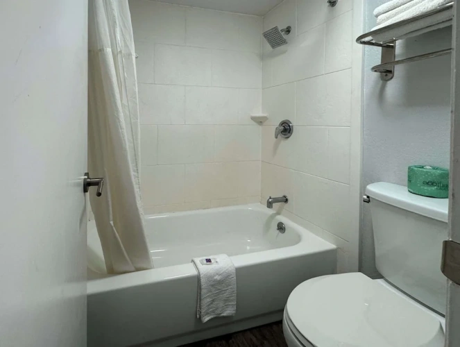 Standard Double Suite