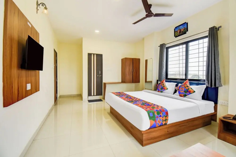 Fabhotel Sai Charan