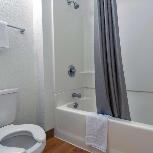 Motel 6 Chino - Los Angeles Area photo 11