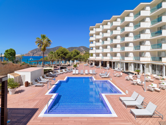 Boutique Hotel H10 Blue Mar - Adults Only photo 24