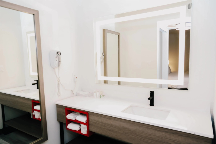 Hawthorn Suites By Wyndham Tinton Falls photo 11