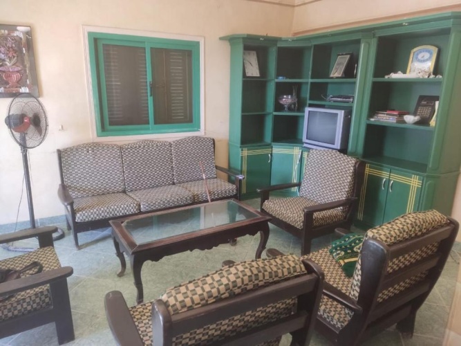 3 Bedrooms Apartment