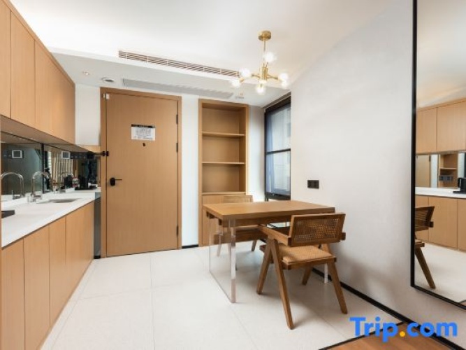 2 Bedrooms Executive Duplex Suite