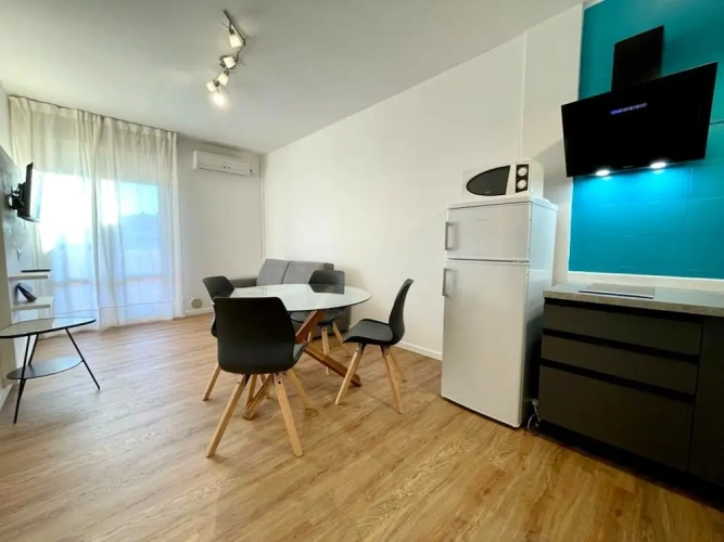 1 Bedroom Apartment with balcony and with ocean view