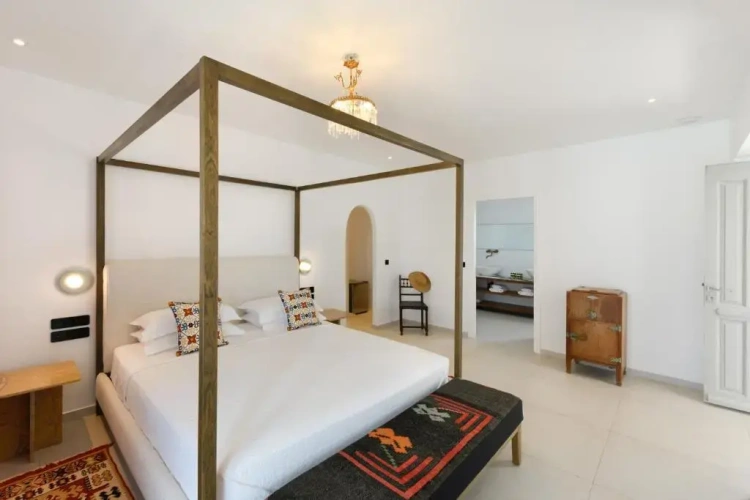 Standard Double Suite
