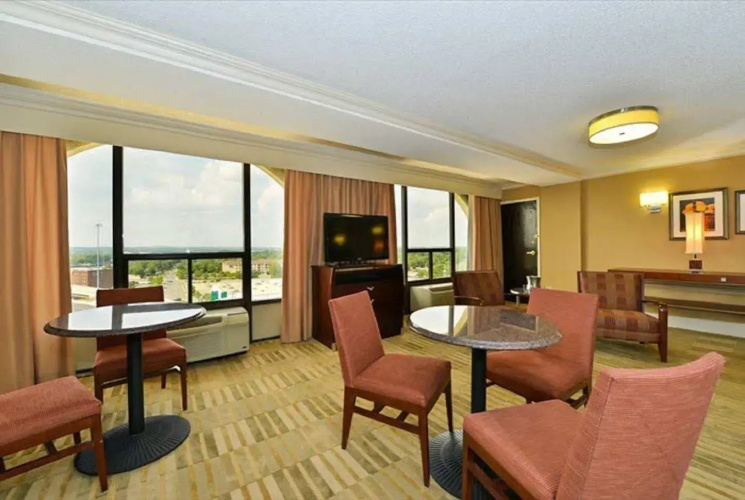 Hotel Belvoir Springfield
