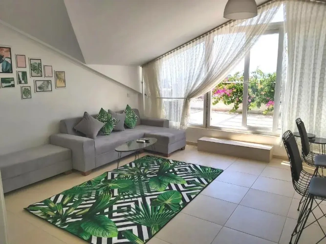 3 Bedrooms Apartment