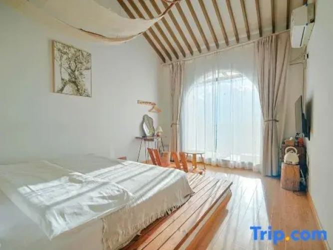 Standard Double room with garden view