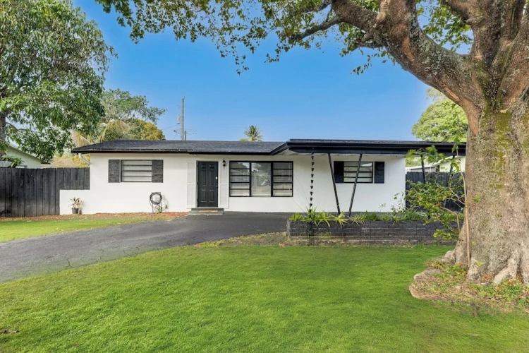 3 Bedrooms Cottage