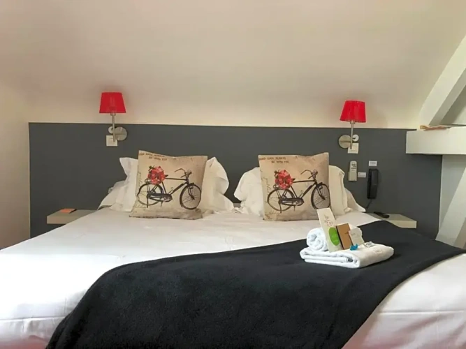 Standard Double room with view