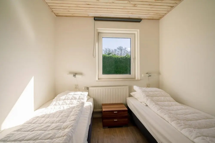 Tastefully Furnished Detached Bungalow