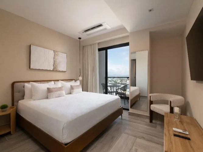 2 Bedrooms Deluxe Double room with balcony