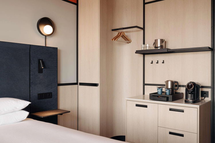 DoubleTree by Hilton Amsterdam Centraal Station photo 9