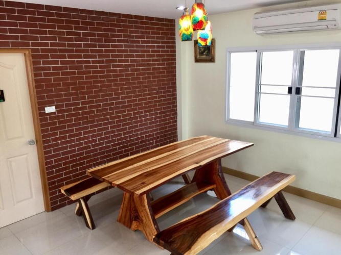 Double Cottage