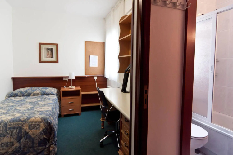 Pension Residencia La Paz
