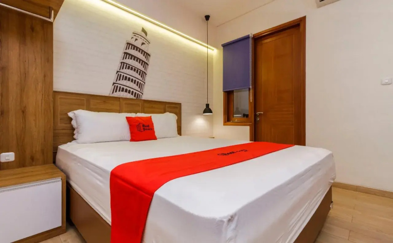 RedDoorz Plus @ CBD Bintaro
