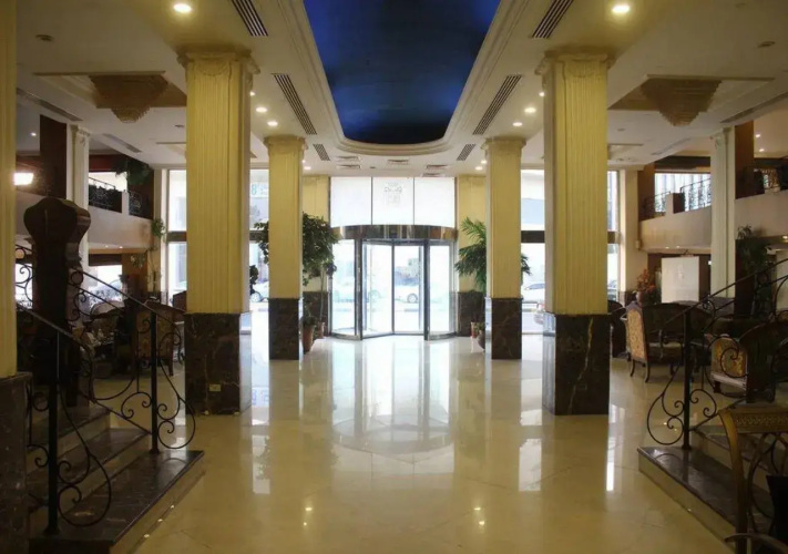 Victory royal hotel