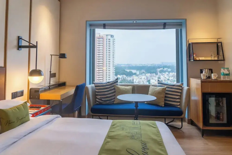 Ista Hotel