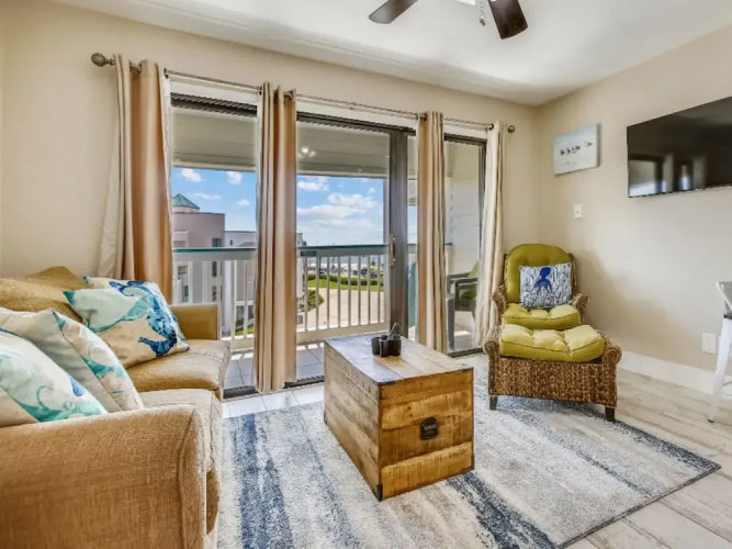 Beach Days by Ryson Vacation Rentals