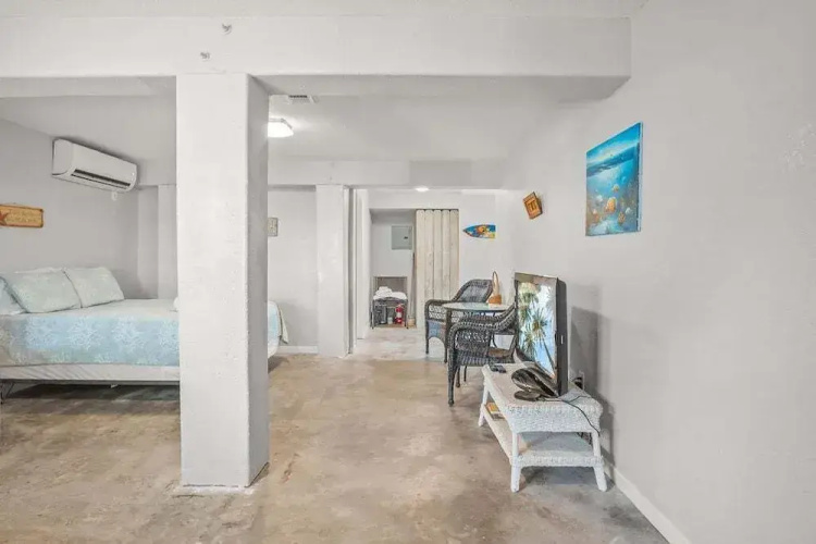 Blue Horizon - Pet Friendly! Private Pool!