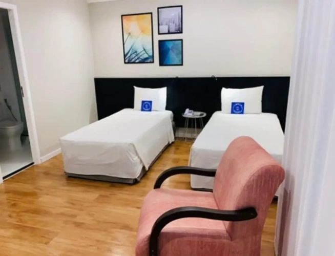 Premier Single room