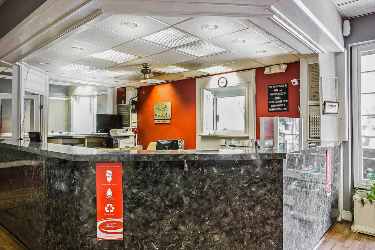 OYO Hotel Sumter SC Downtown