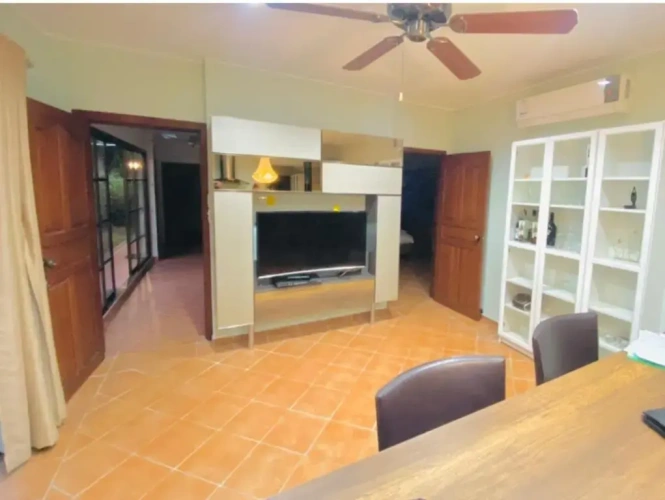 2 Bedrooms Cottage
