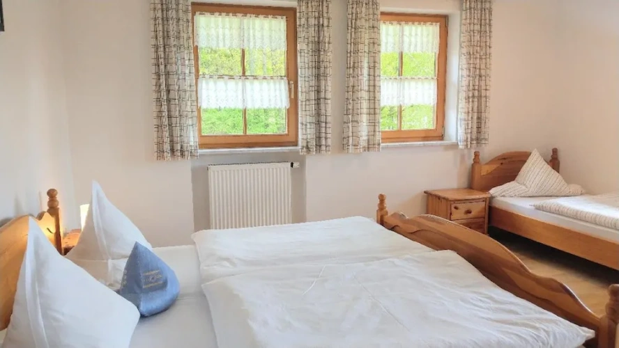 2 Bedrooms Apartment