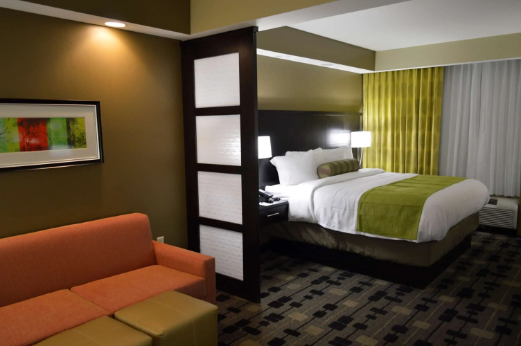 Best Western Plus University Inn
