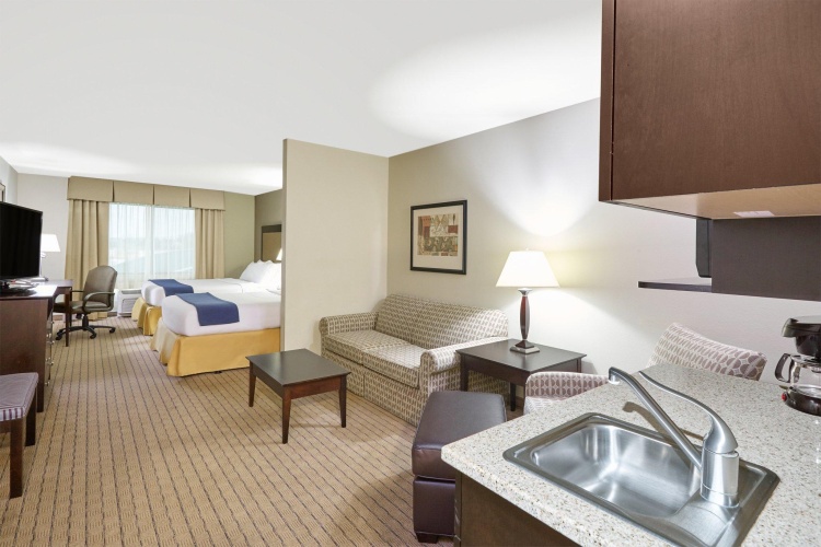 Quadruple Suite