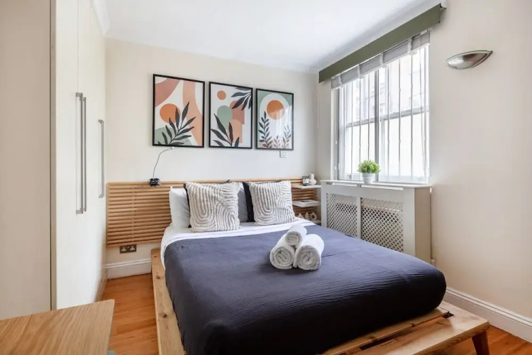Classic 1BR - Notting Hill Gem