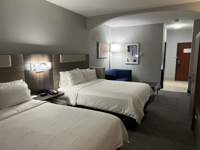 Quadruple Suite