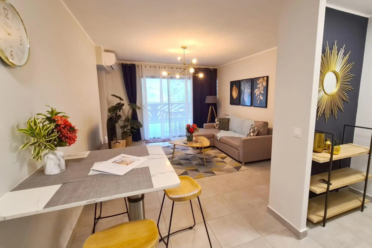 Anavai apartment