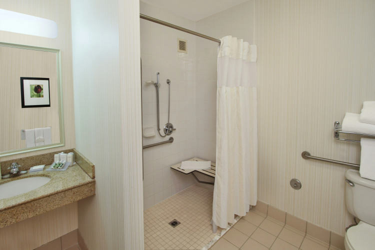 Hilton Garden Inn Calabasas photo 9