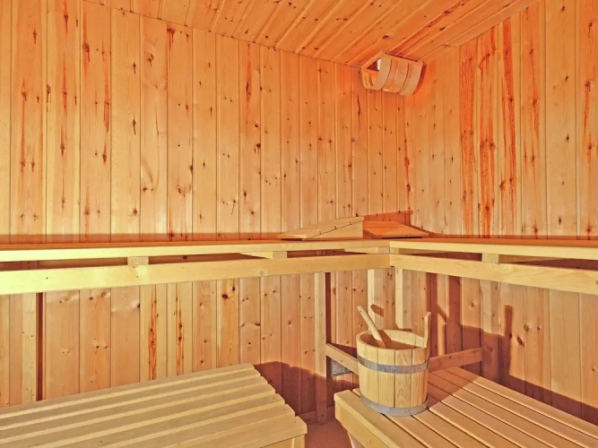 Luxurious Chalet in Riddes with Hot Tub