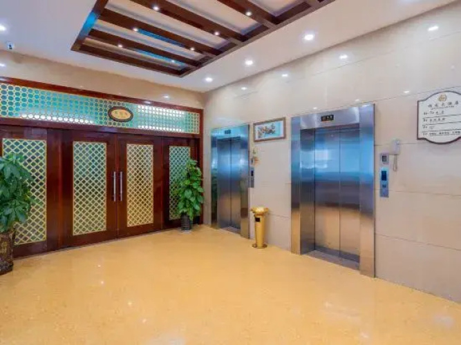 Jinlong Hotel
