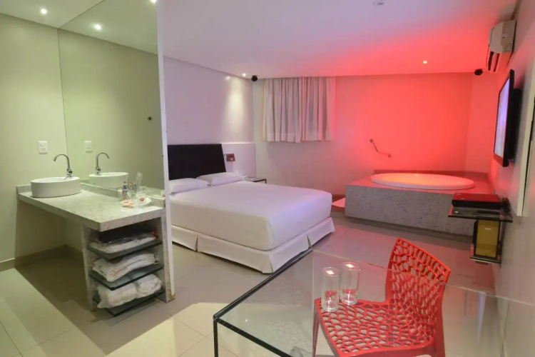 Eros Hotel Afogados